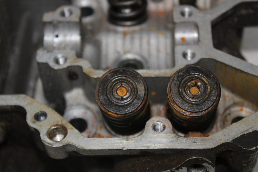 05-07 KAWASAKI BRUTE FORCE 750 ENGINE FRONT CYLINDER HEAD VALVES COVER (READ)