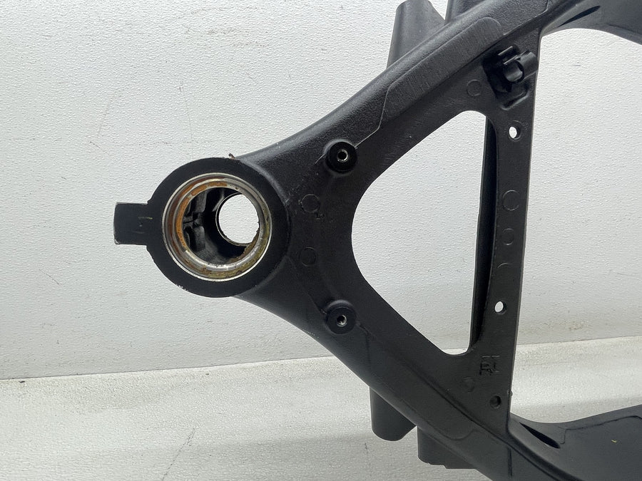 11-13 YAMAHA FZ8 FRAME CHASSIS STPSS STRAIGHT