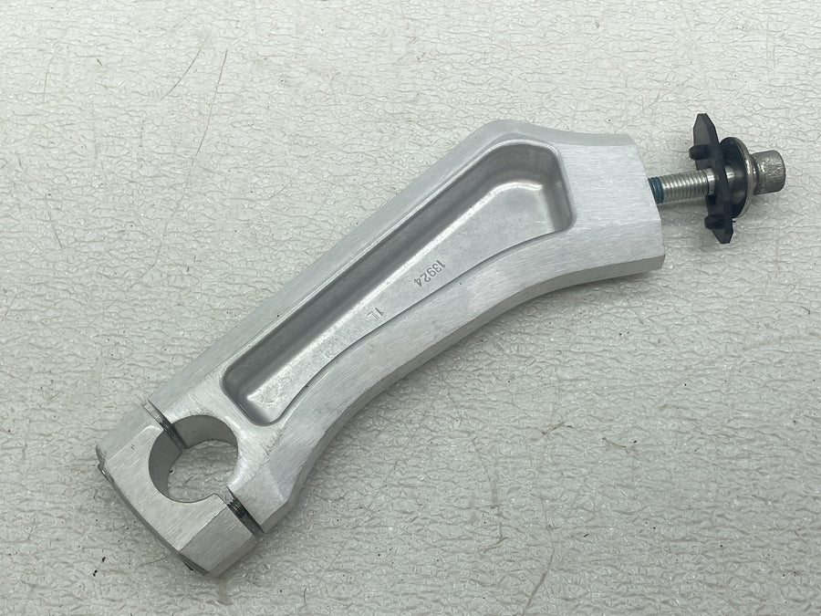 2012 SUZUKI BOULEVARD M109R HANDLEBAR RISERS RISER CLAMP PAIR