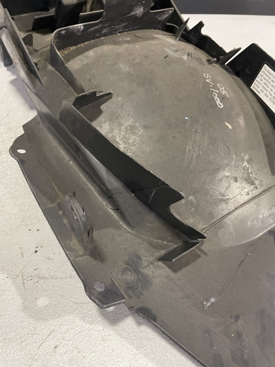 03-07 SUZUKI SV1000S REAR BACK TAIL UNDERTAIL BATTERY TRAY PLASTIC