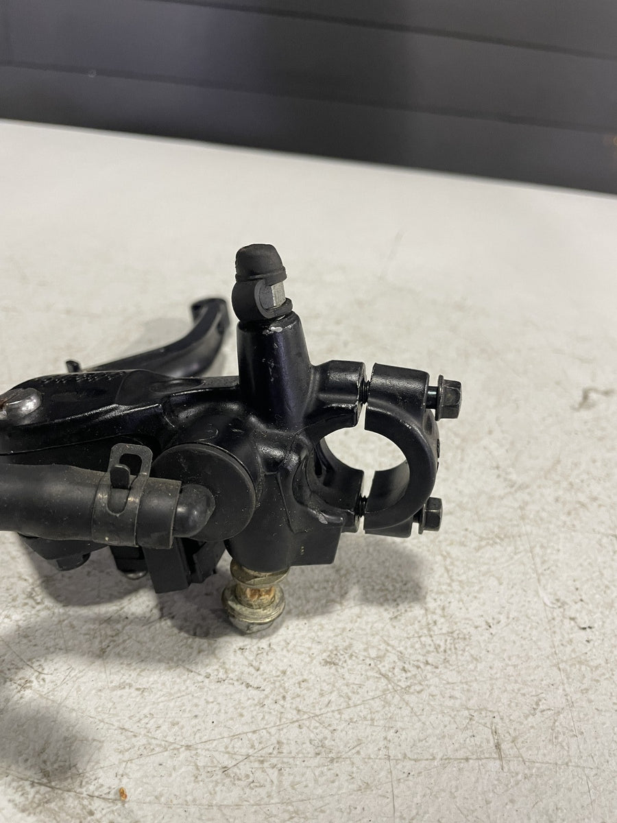06-07 SUZUKI GSXR750 FRONT BRAKE MASTER CYLINDER W/ VORTEX LEVER 59600-47H10