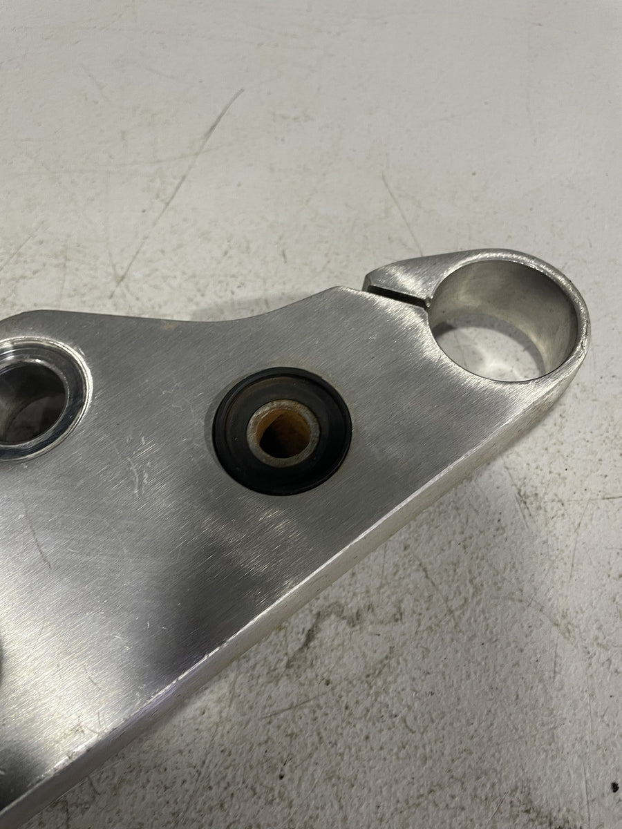 98-16 YAMAHA V STAR 650 XVS650 CUSTOM FORKS UPPER TRIPLE TREE CLAMP