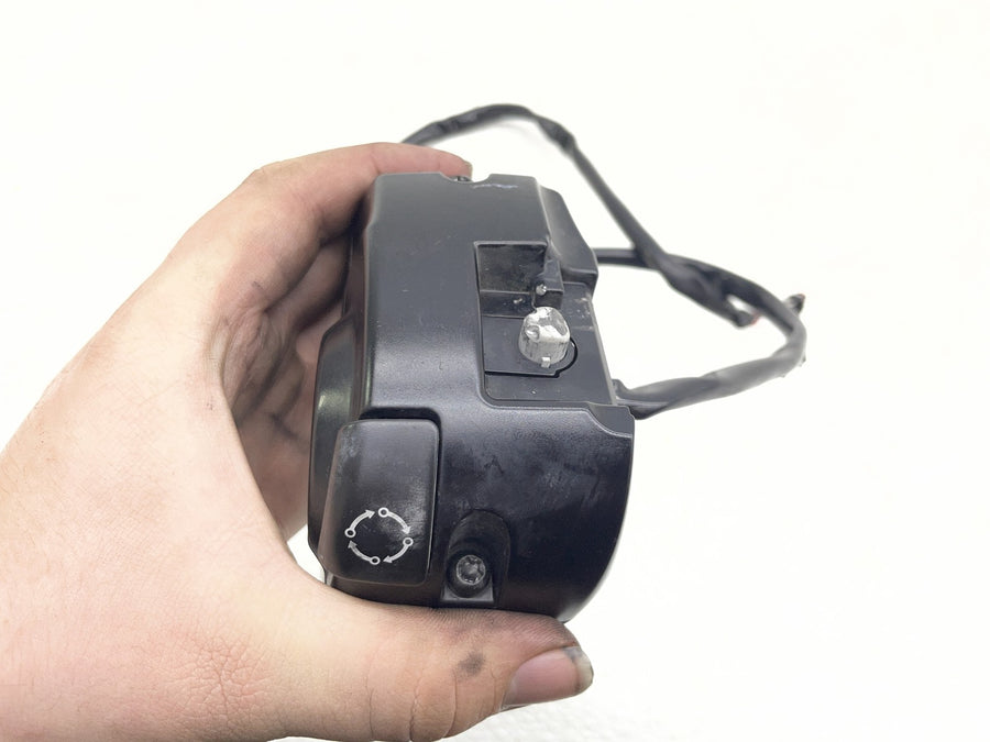 17-23 HARLEY-DAVIDSON ELECTRA GLIDE ULTRA LIMITED FLHTK LEFT CONTROL SWITCH