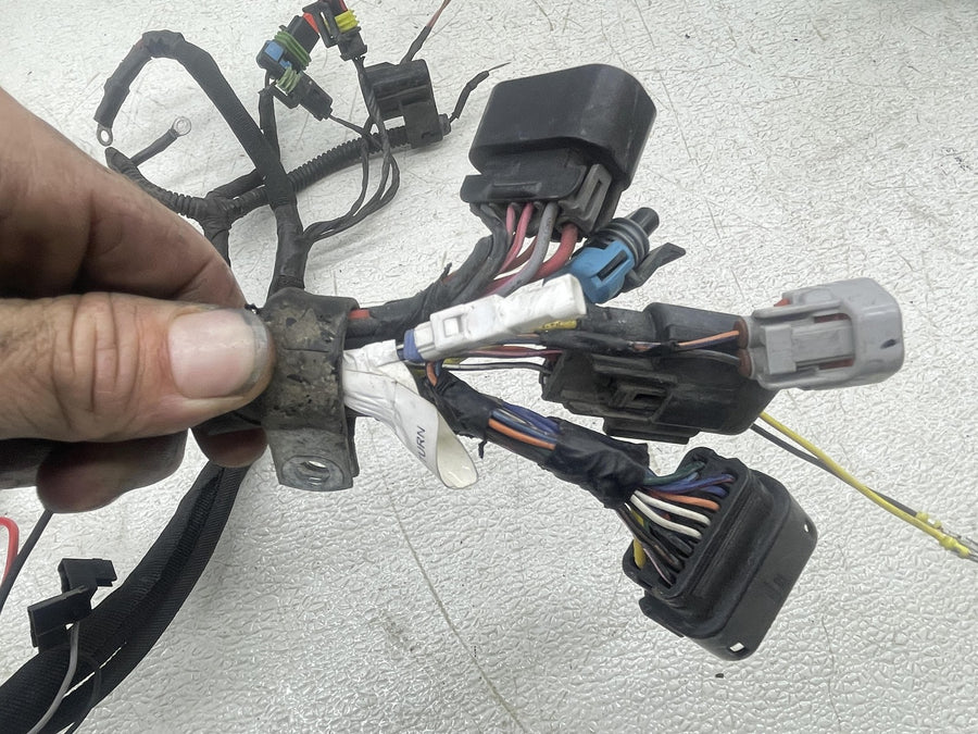 12-17 VICTORY CROSS COUNTRY TOUR MAIN ENGINE WIRING HARNESS MOTOR WIRE LOOM