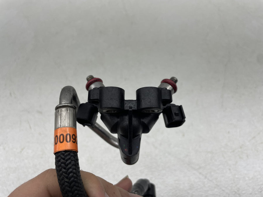 24-26 HARLEY-DAVIDSON STREET GLIDE FLHX FUEL INJECTORS W/ RAIL