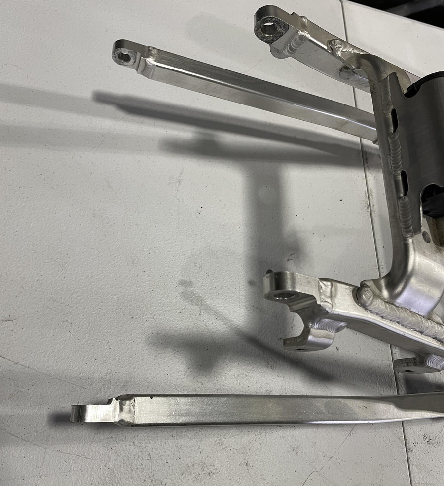 99-02 YAMAHA YZF R6 REAR BACK TAIL SUBFRAME SUB FRAME
