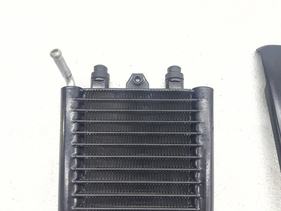 18-23 HARLEY-DAVIDSON STREET BOB ENGINE MOTOR OIL COOLER W/ COVER