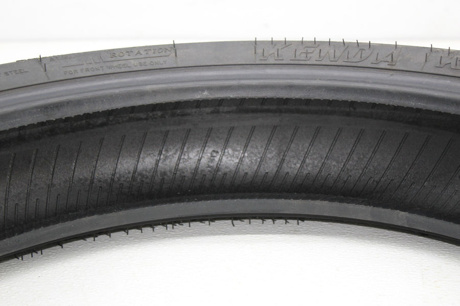 KENDA KM1 ST ROAD 120/70 ZR17 M/C (58W) FRONT TIRE (TREAD:4/32NDS)