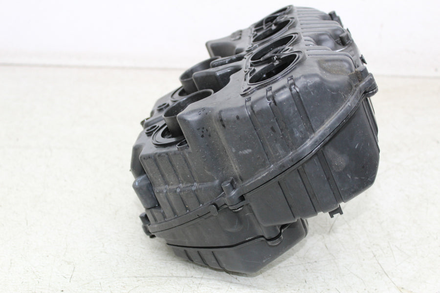 04-05 HONDA CBR1000RR AIRBOX AIR INTAKE FILTER BOX FRONT DUCT (SEE DESCP)