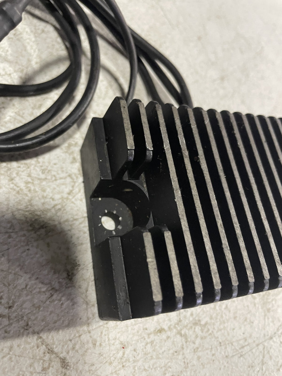 91 HARLEY-DAVIDSON ELECTRA GLIDE FLHT RECTIFIER VOLTAGE REGULATOR