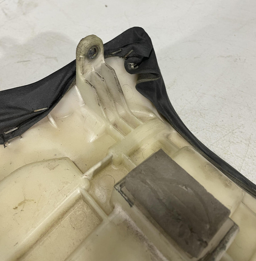 01-02 SUZUKI GSXR1000 FRONT DRIVERS SEAT PAD SADDLE PILLION 45100-35F00-R42