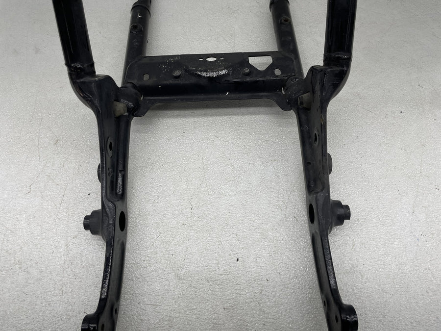 12-16 HARLEY-DAVIDSON ROAD GLIDE SPECIAL FLTRXS REAR BACK FENDER SUBFRAME