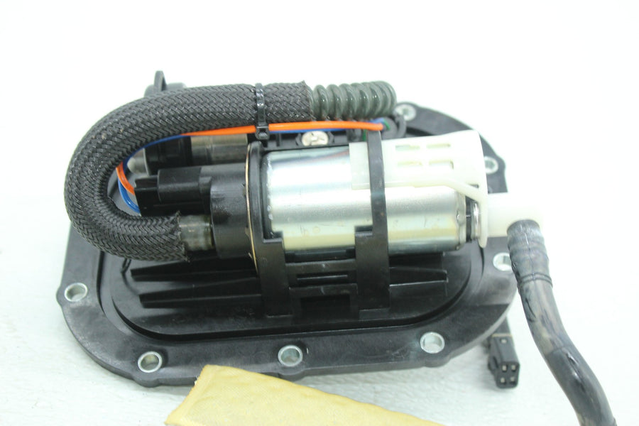 15-17 VICTORY GUNNER FUEL GAS PUMP 2521169 D