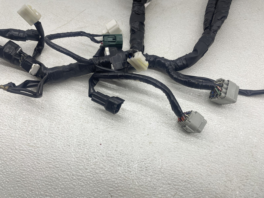 11-13 YAMAHA FZ8 MAIN ENGINE WIRING HARNESS MOTOR WIRE LOOM 39P-82590-10