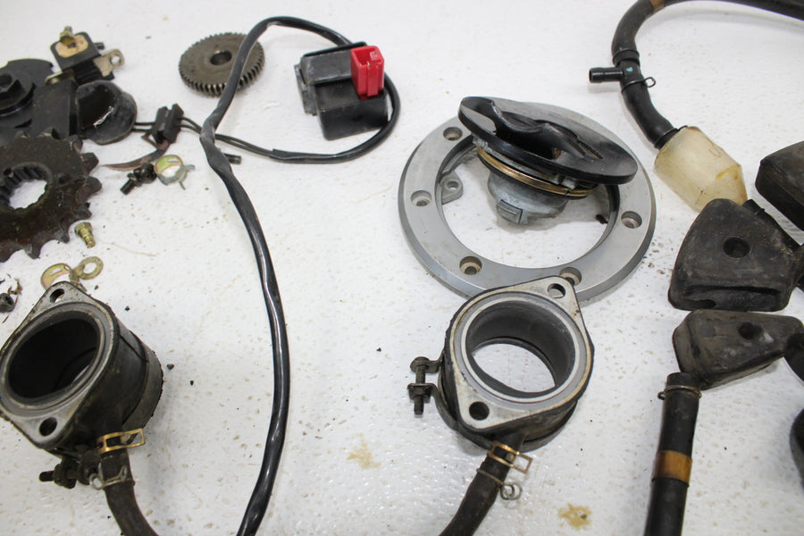 1995 KAWASAKI NINJA ZX6 ZX600E PARTS AND HARDWARE NUTS BOLTS