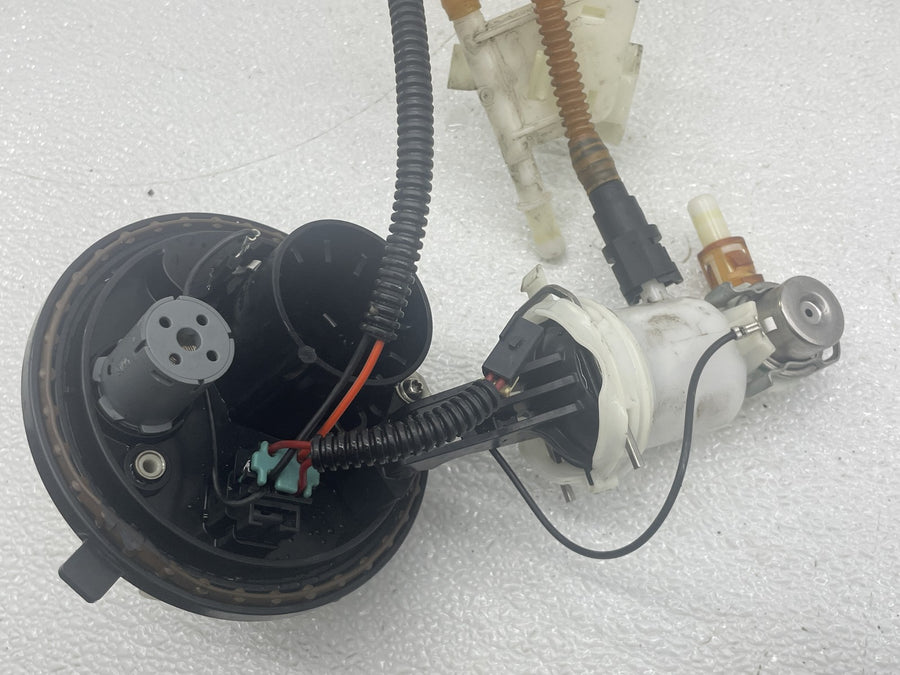 17-23 HARLEY-DAVIDSON STREET GLIDE FLHX FUEL GAS PUMP