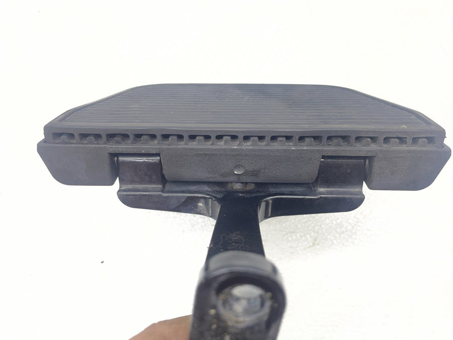 17-23 HARLEY-DAVIDSON ROAD GLIDE SPECIAL FLTRXS REAR PASSENGER FLOORBOARDS PAIR