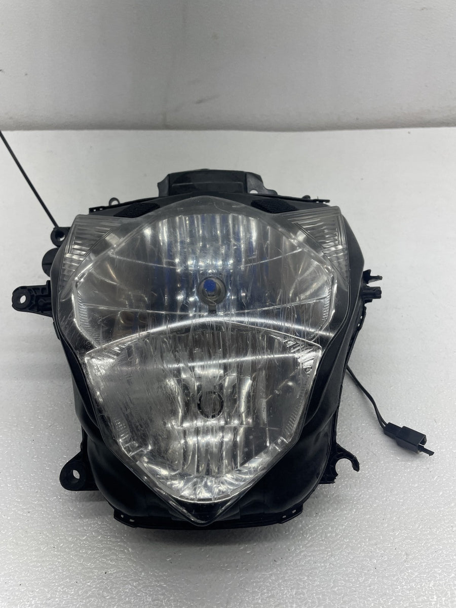 11-26 SUZUKI GSXR 600 750 FRONT HEADLIGHT HEAD LIGHT LAMP 35100-14J31-999