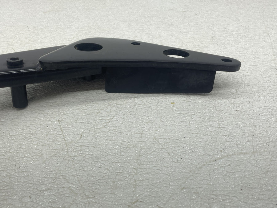 2012 SUZUKI BOULEVARD M109R LEFT RIGHT REAR BACK FENDER SUPPORT BRACKET MOUNTS
