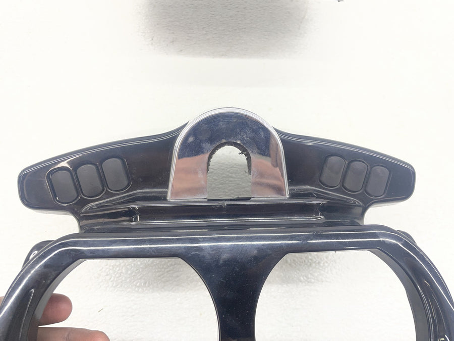 17-23 HARLEY-DAVIDSON ROAD GLIDE SPECIAL FLTRXS GAUGE COVER TRIM NACELLE