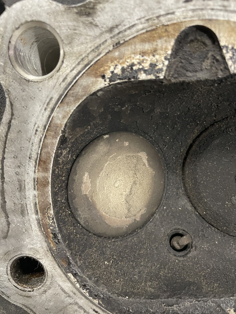 06-11 HARLEY-DAVIDSON DYNA STREET BOB FXDBI REAR ENGINE TOP END CYLINDER HEAD