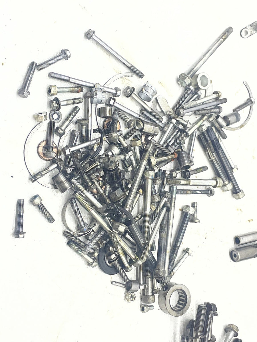 2012 SUZUKI BOULEVARD M109R ENGINE PARTS HARDWARE MANIFOLD BOLTS TUBES MOUNT
