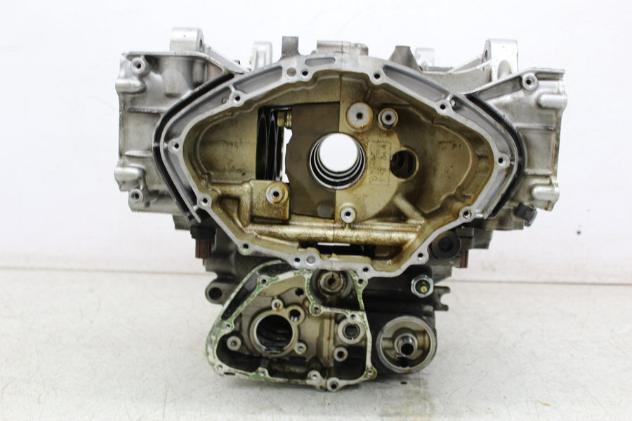 01-05 HONDA GOLDWING 1800 GL1800 ENGINE MOTOR CRANKCASE CRANK CASES BLOCK