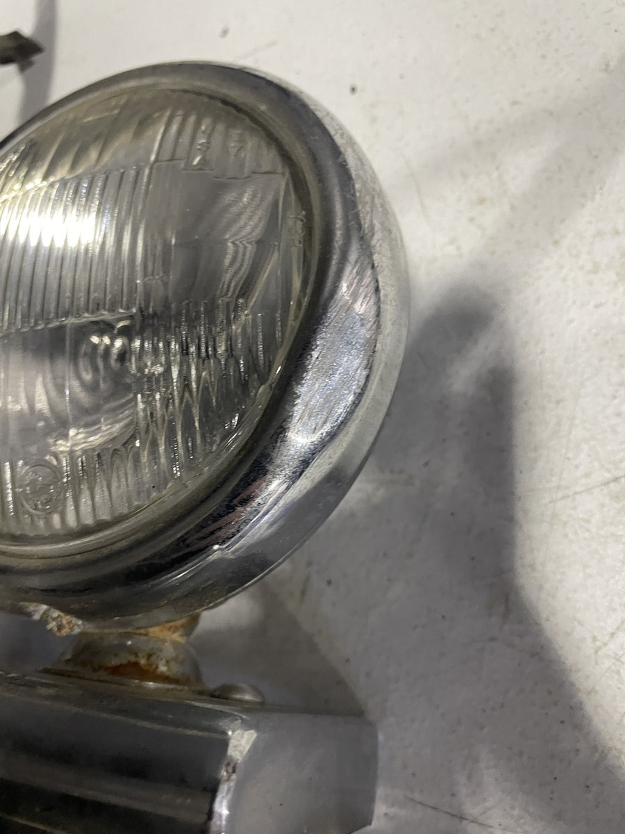 1993 HONDA SHADOW 1100 VT1100CL FRONT HEAD LIGHT HEADLIGHT LAMP BAR 33110-MM2-67