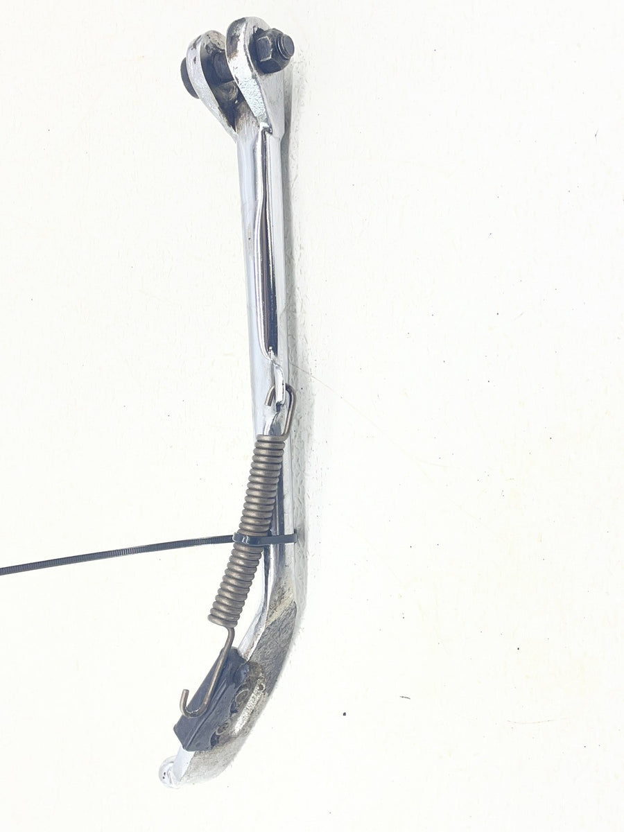 04-06 VICTORY KINGPIN KICKSTAND SIDE KICK STAND 2204489-266 7042047