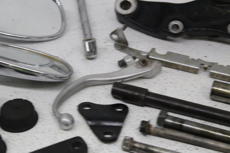 1999 YAMAHA V STAR 1100 XVS1100 CUSTOM PARTS AND HARDWARE NUTS BOLTS