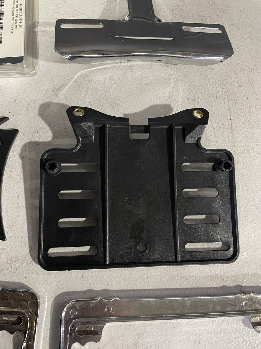 HARLEY-DAVIDSON DYNA SOFTAIL ELECTRA GLIDE CVO REAR LICENSE PLATE MOUNT LOT