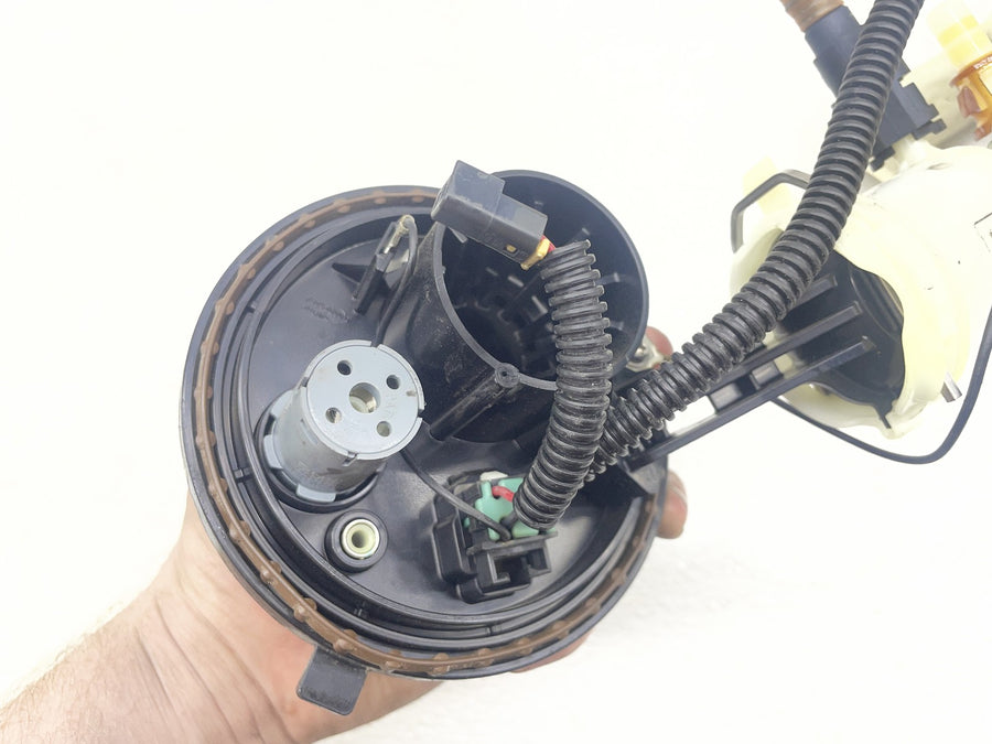17-23 HARLEY-DAVIDSON ROAD GLIDE SPECIAL FLTRXS FUEL GAS PUMP