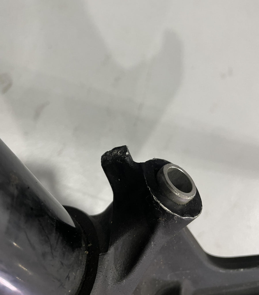 05-06 SUZUKI GSXR1000 LEFT FRONT FORK SHOCK SUSPENSION BENT