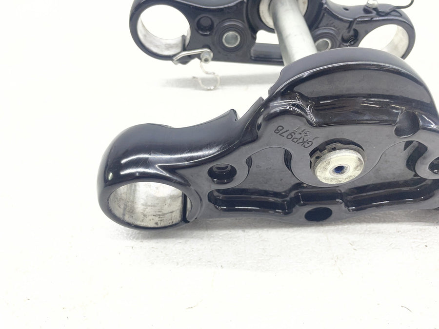 18-23 HARLEY-DAVIDSON STREET BOB FORK CLAMPS UPPER LOWER TRIPLE TREE SET