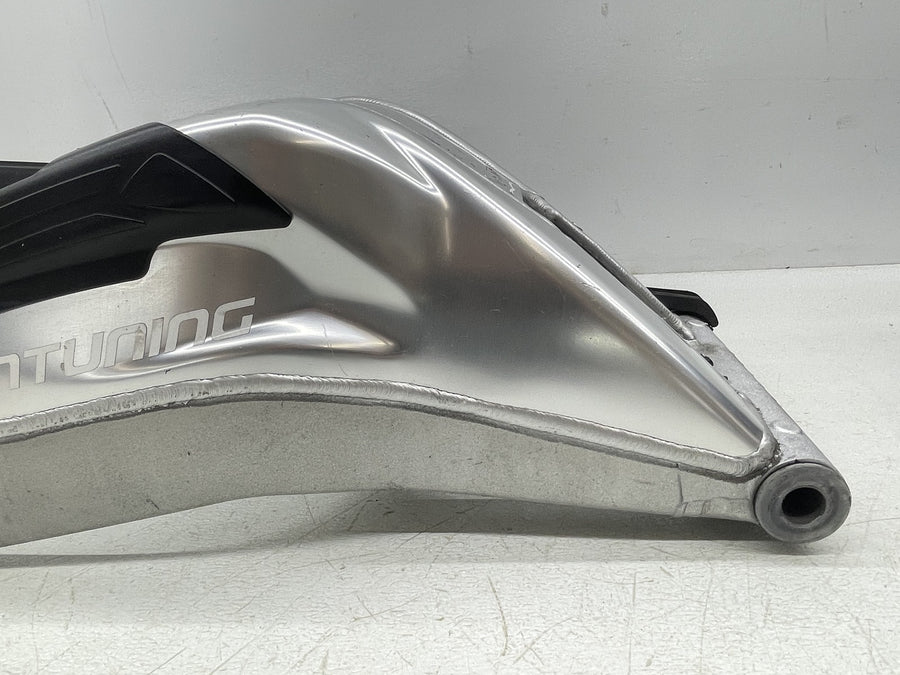 15-18 BMW S1000RR REAR SWINGARM BACK SUSPENSION SWING ARM 33 35 8549982
