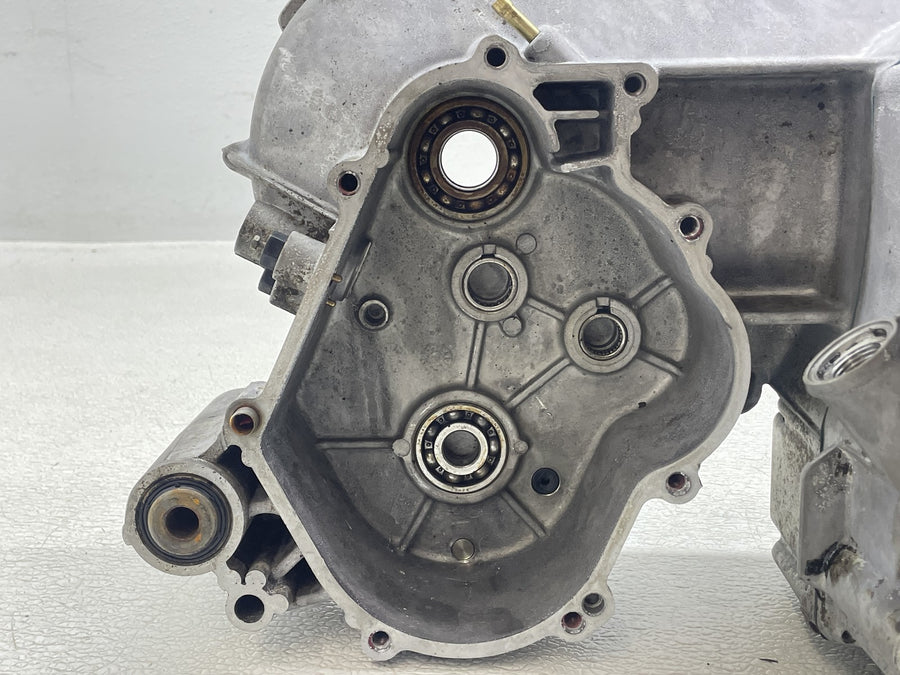 03-06 BOMBARDIER RALLY 200 ENGINE MOTOR CRANKCASE CRANK CASES BLOCK