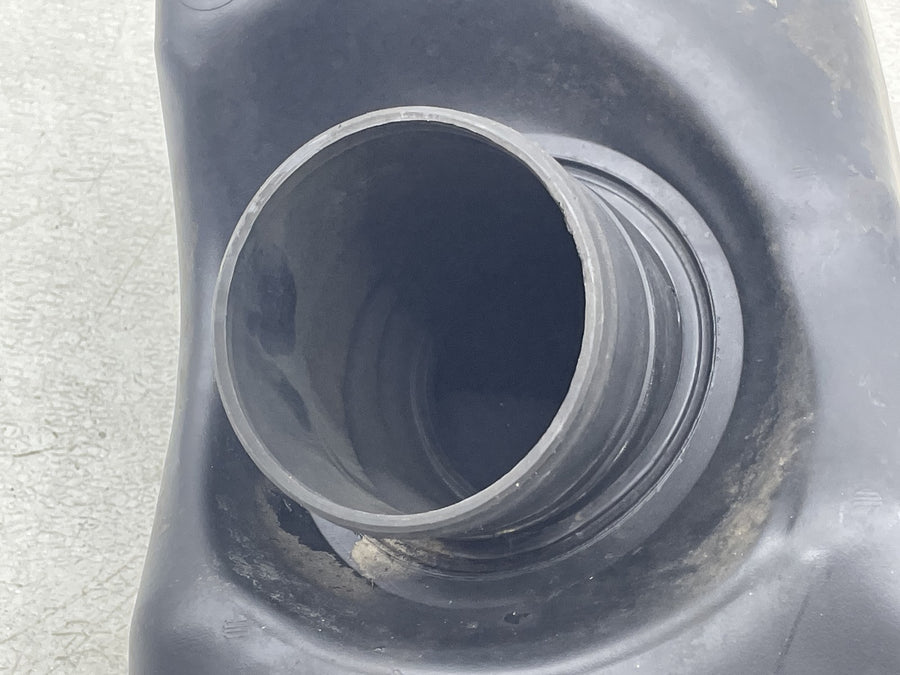 04-08 YAMAHA WAVERUNNER FX EXHAUST RESONATOR BOX