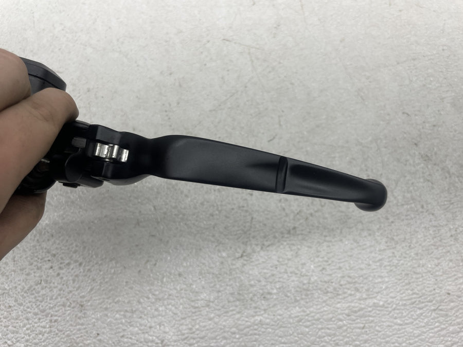 24-26 HARLEY-DAVIDSON ROAD GLIDE FLTRX FRONT BRAKE MASTER CYLINDER