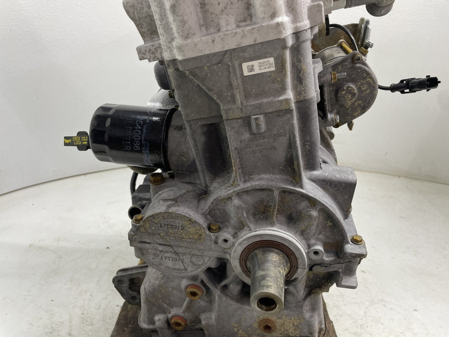 15-17 POLARIS RZR 900 ENGINE MOTOR CYLINDER HEAD CASES CRANK NICE RUNS CLEAN 2K