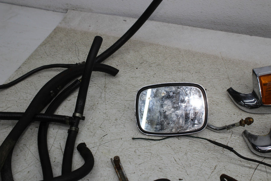 81 HARLEY-DAVIDSON TOUR GLIDE FLT PARTS HARDWARE MIRROR RISERS HORN