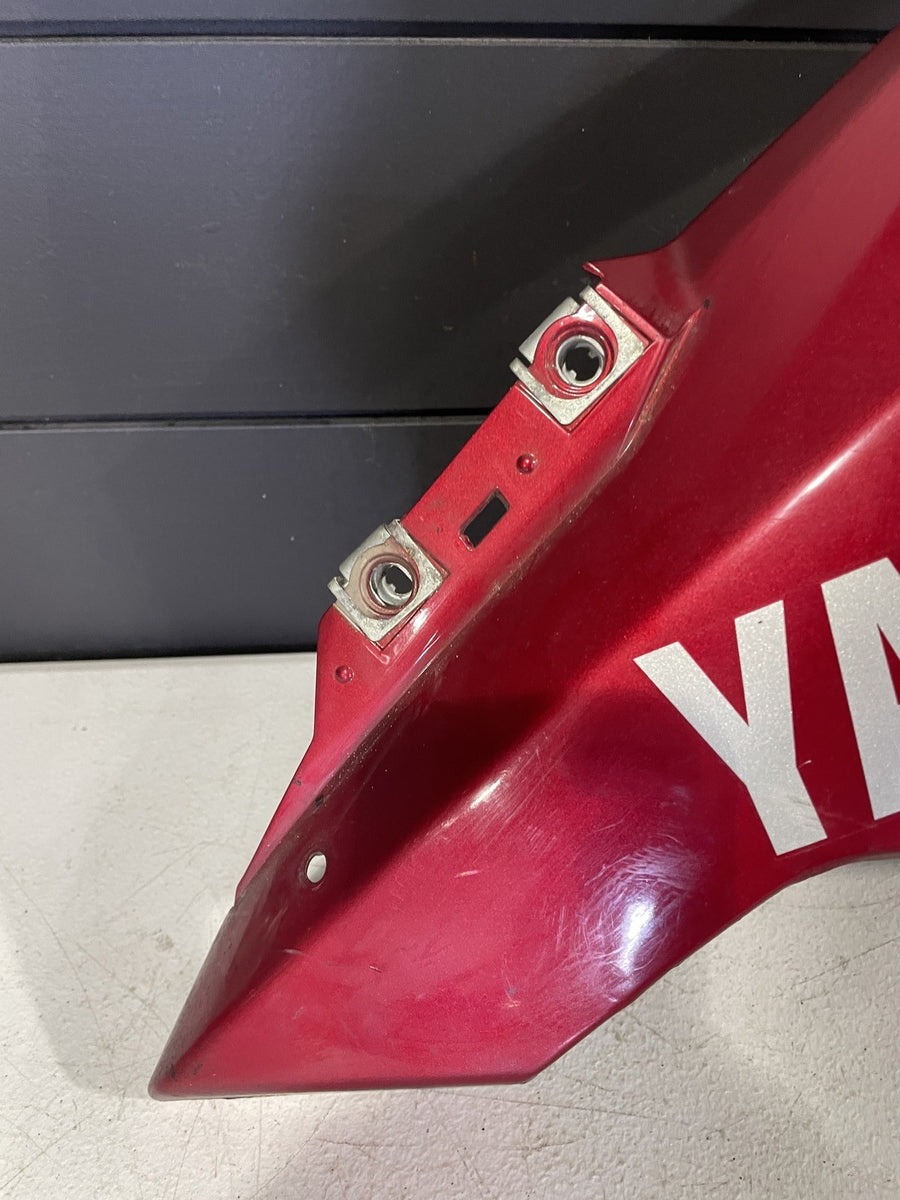 04-06 YAMAHA YZF R1 LEFT LOWER BOTTOM BELLY SIDE FAIRING COWL