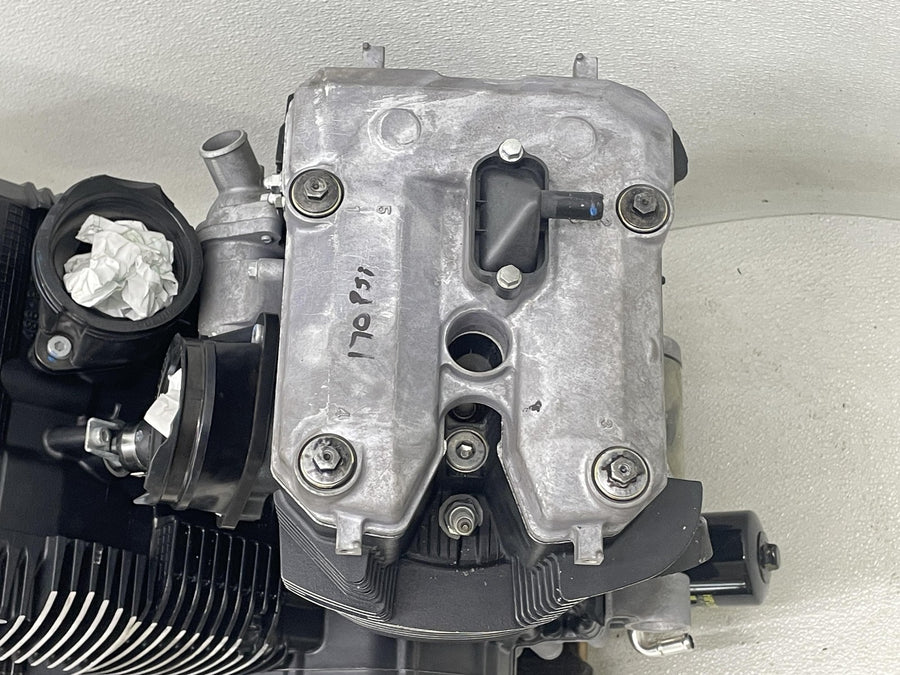 06-11 SUZUKI BOULEVARD M109R VZR1800 COMPLETE ENGINE MOTOR RUNS CLEAN NICE! 11K
