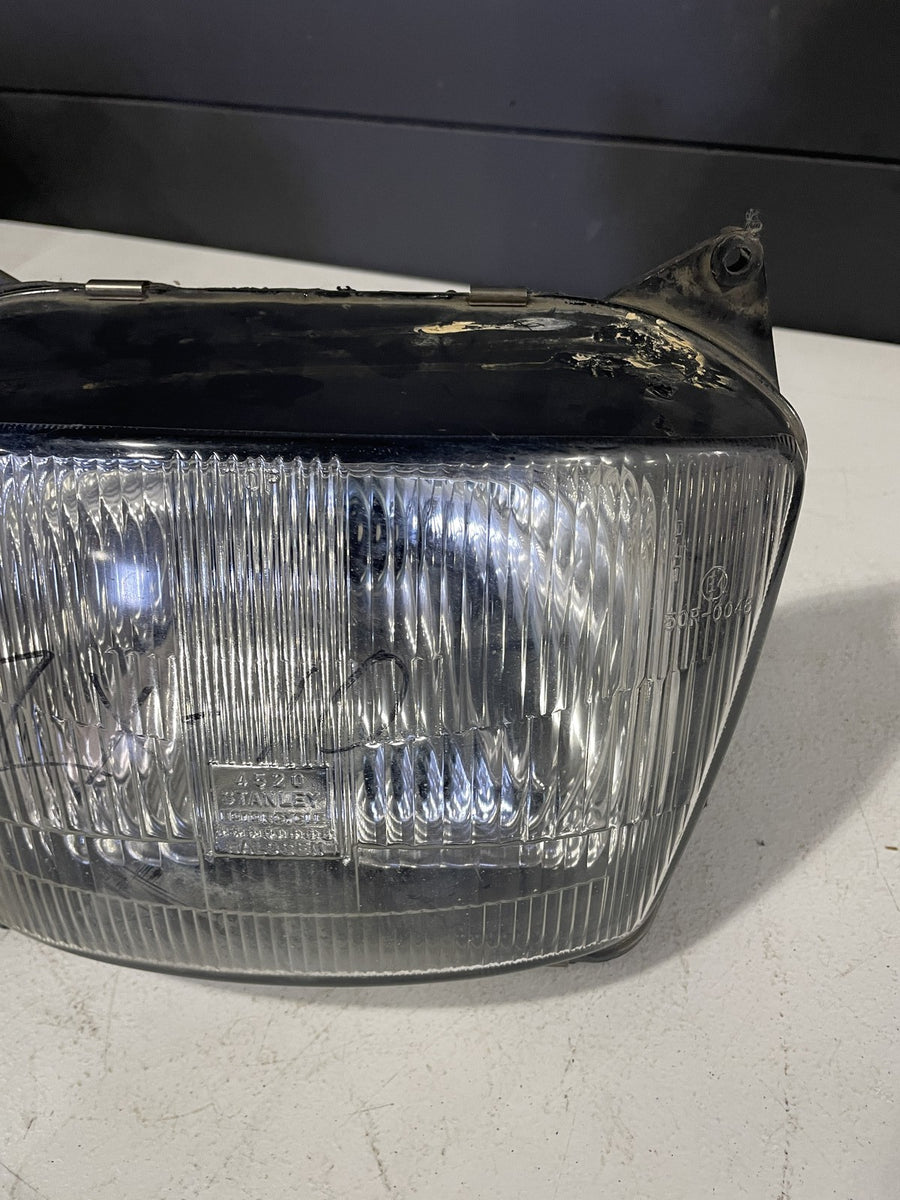 86 KAWASAKI CONCOURS 1000 ZG1000A FRONT HEAD LIGHT HEADLIGHT LAMP