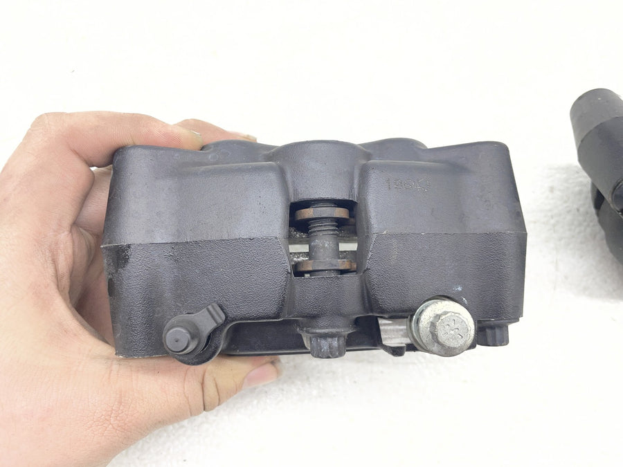 12-17 HARLEY-DAVIDSON DYNA LOW RIDER FXDL RIGHT LEFT FRONT BRAKE CALIPER SET