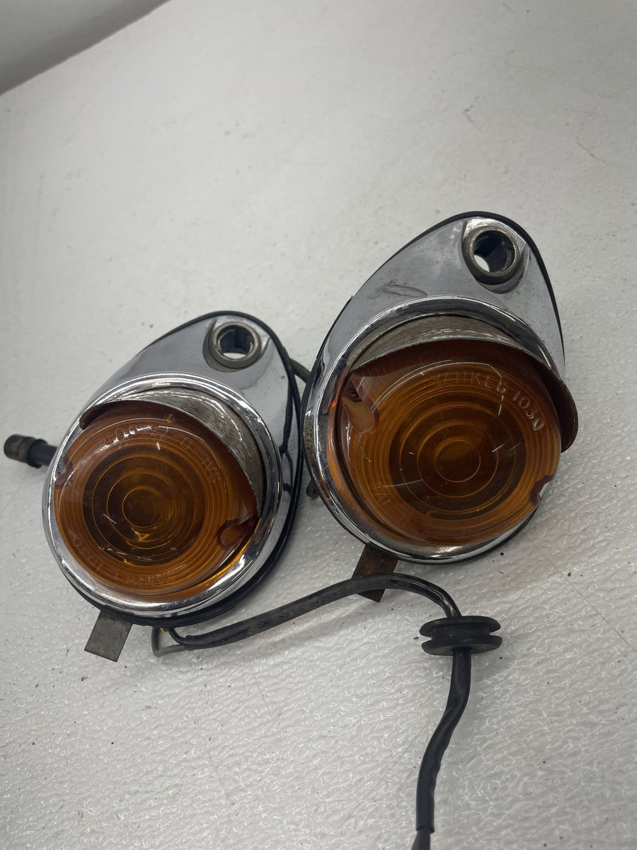 81 HARLEY-DAVIDSON TOUR GLIDE FLT REAR LEFT RIGHT TURN SIGNALS LIGHT INDICATORS
