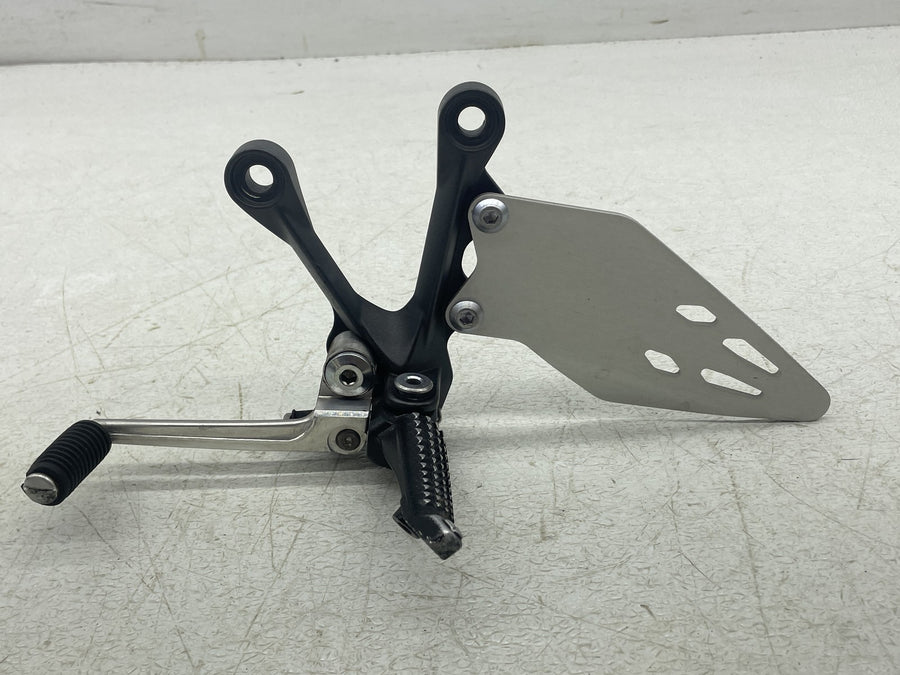 19-23 KAWASAKI NINJA ZX6R ZX636 LEFT REARSET REAR SET FOOT PEG W SHIFTER