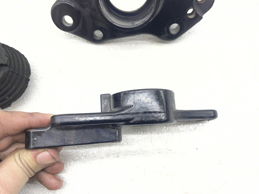 13 HARLEY-DAVIDSON ROAD GLIDE CVO CUSTOM FLTRXSE2 REAR SWINGARM PIVOT MOUNT KIT