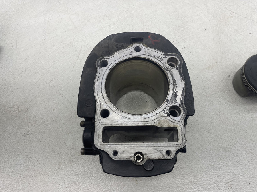 99-09 YAMAHA V STAR 1100 XVS1100A CLASSIC ENGINE MOTOR REAR PISTON CYLINDER