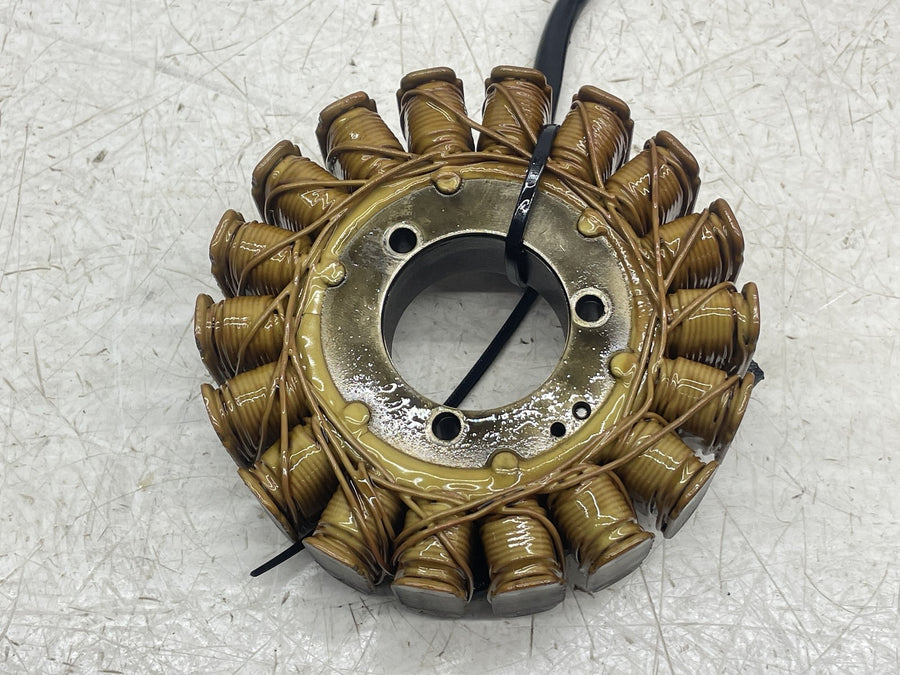 04-06 VICTORY KINGPIN STATOR GENERATOR ALTERNATOR MAGNETO 4010436 5245036