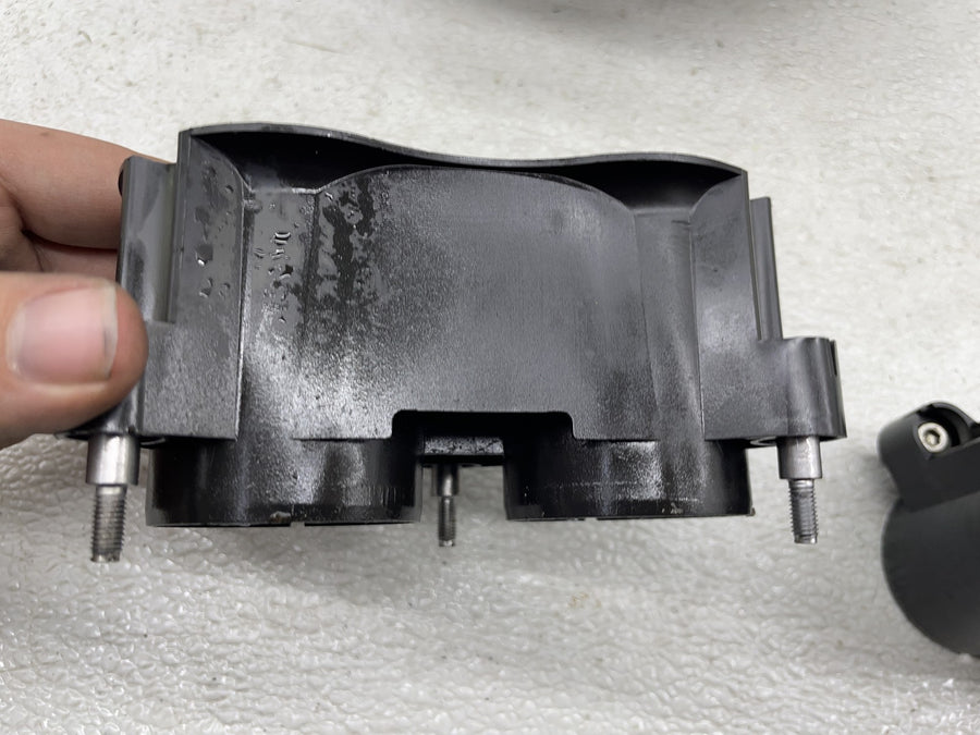 06-15 YAMAHA FZ1 AIRBOX AIR INTAKE FILTER BOX